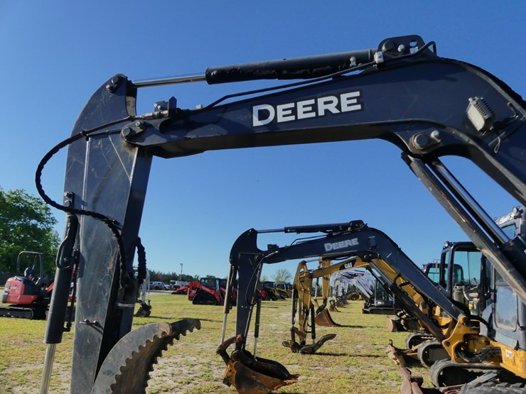 2018-deere-50g-image-7
