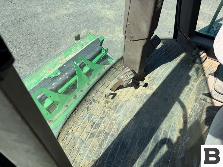 2009-john-deere-9770-sts-image-121