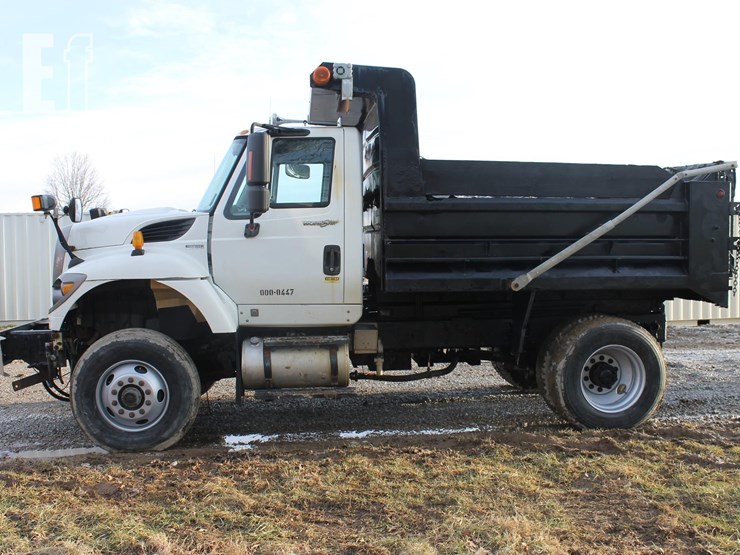 2011-international-workstar-7400-image-1