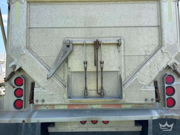 2017-mac-half-round-t/a-end-dump-trailer-image-10