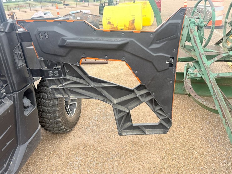 2014-polaris-ranger-image-18