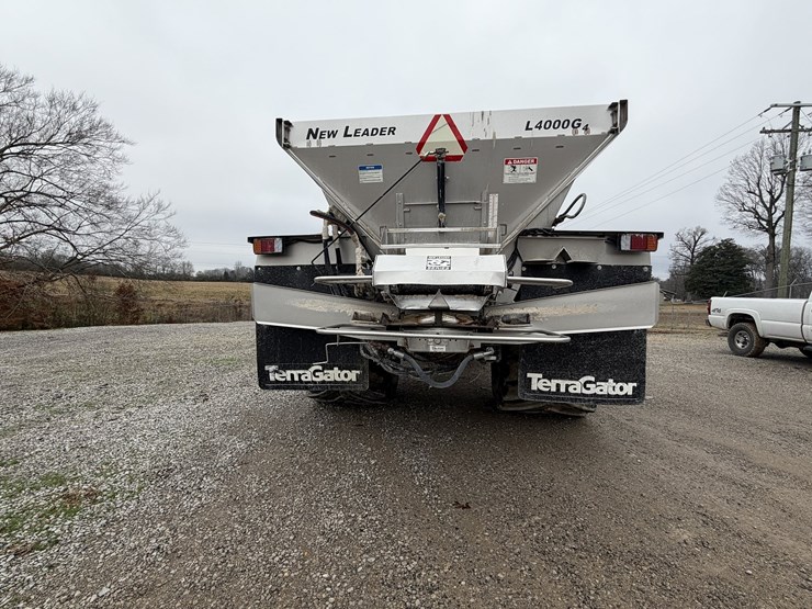 2005-terra-gator-8103-dry-floater-image-4