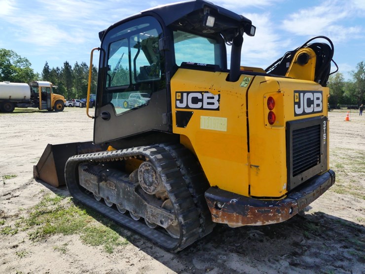 jcb-3ts-8t-image-3