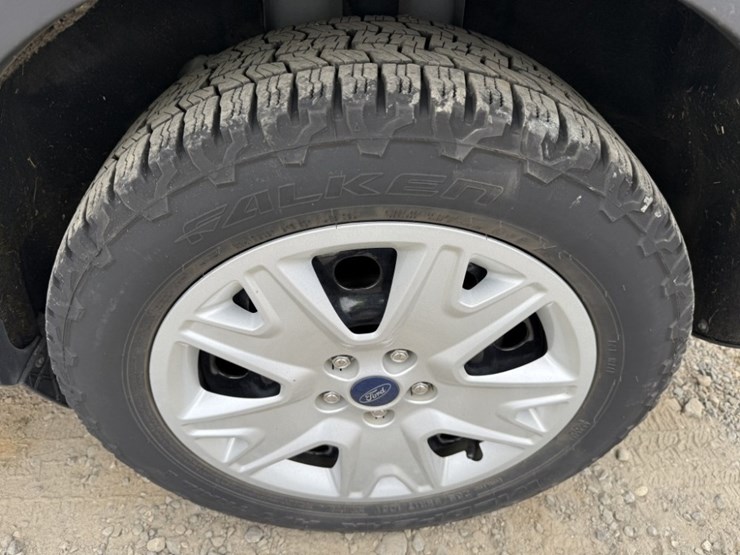 2016-ford-escape-image-17