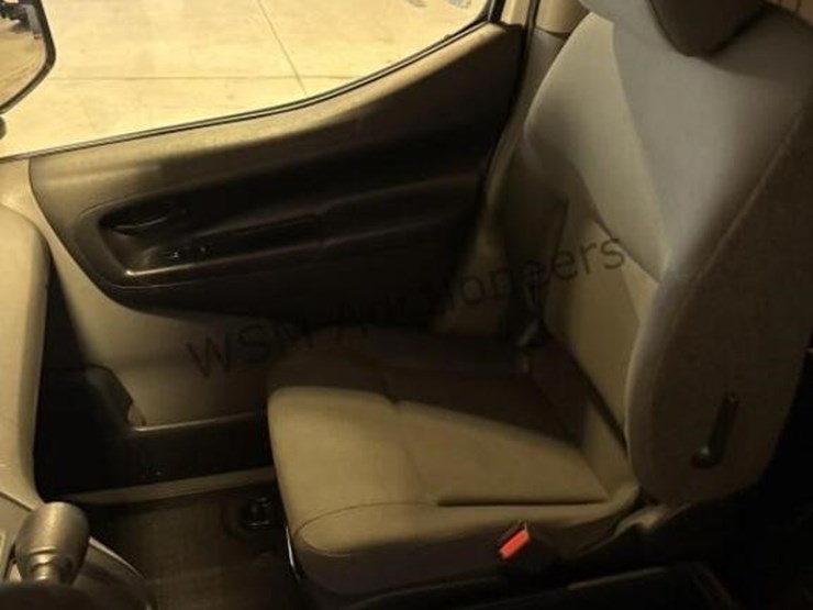 2015-chevrolet-city-express-image-23