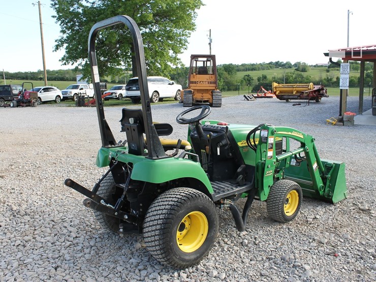 john-deere-2210-image-5