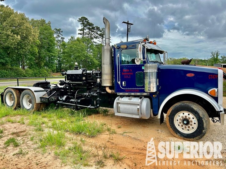 2009-peterbilt-367-image-14