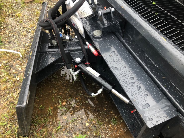#12-•-6-way-skid-steer-dozer-blade-image-3