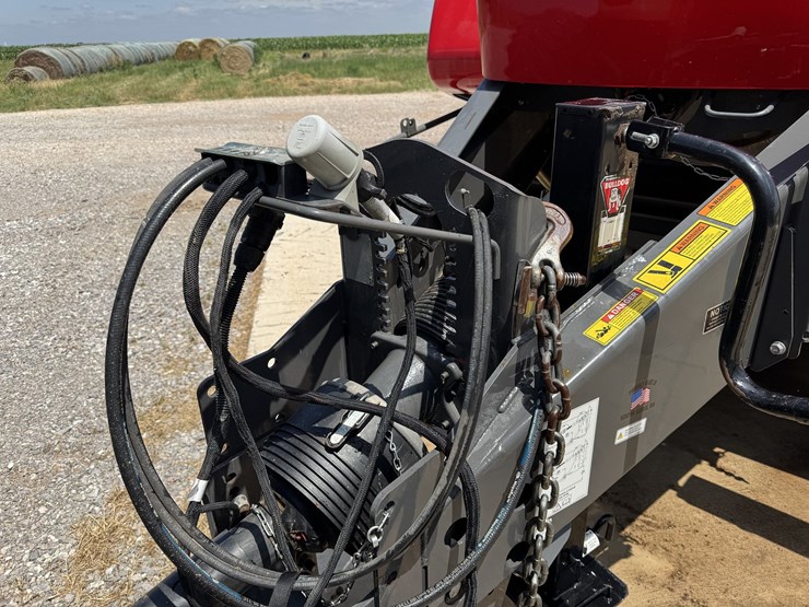 2021-massey-ferguson-2270-image-47