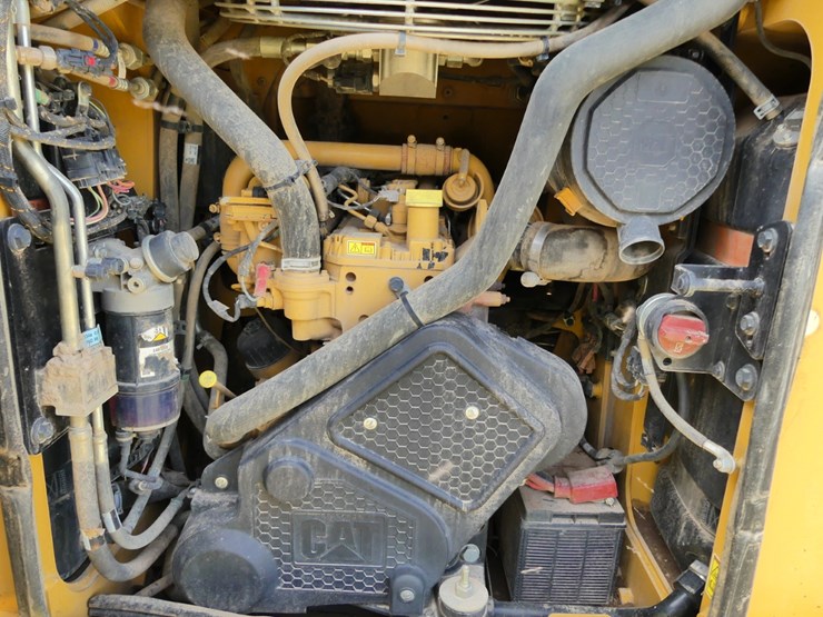 2024-caterpillar-255-image-9