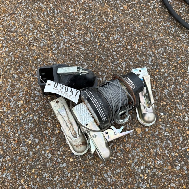 #9047 • Lot of Trailer Hitches (4) & Winch