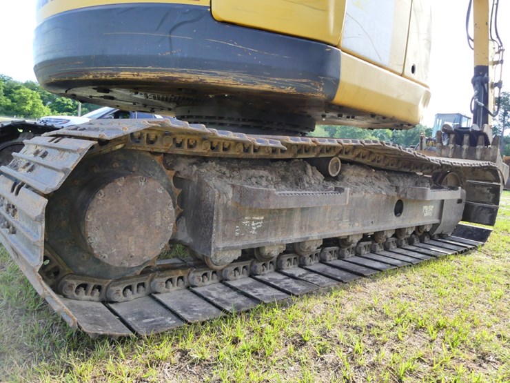 2007-komatsu-pc138us-image-5