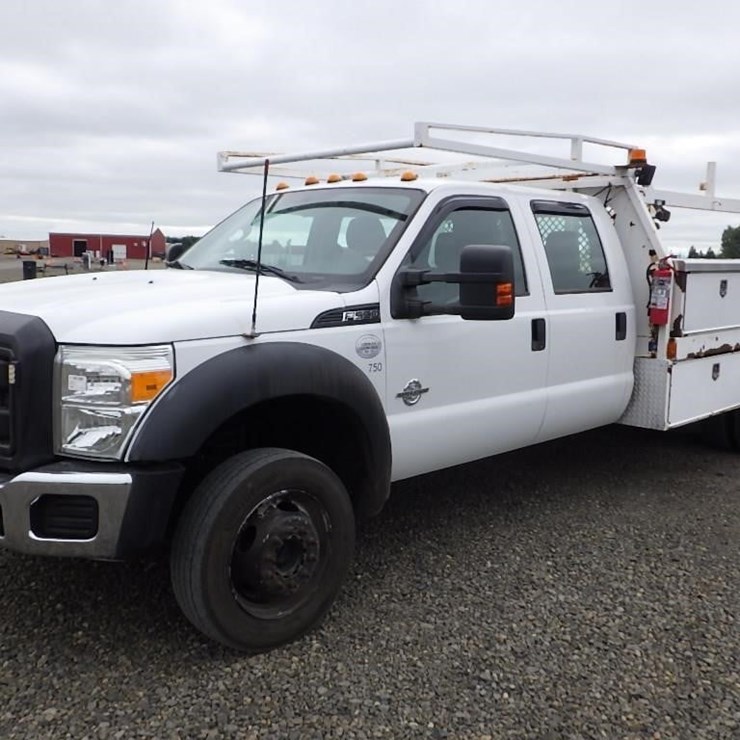 2015 FORD F550