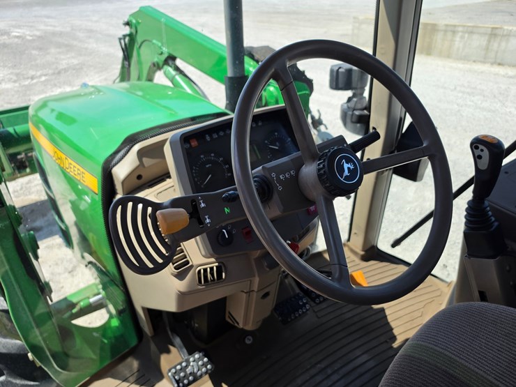 2012-john-deere-6430-image-13