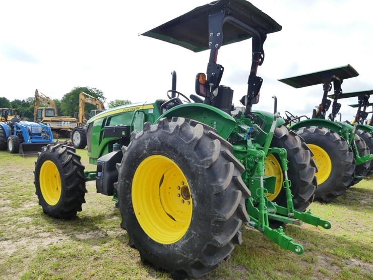2024-john-deere-5120m-image-4