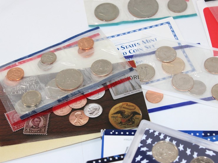 #36134-•-(12)-uncirculated-proof-coin-sets-|-silver,-etc...-image-10