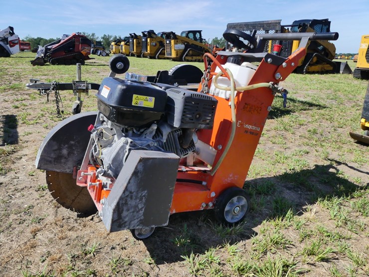 husqvarna-fs400lv-image-2