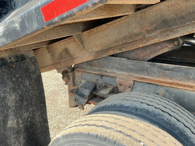 #1951-•-1990-ford-700-dump-truck-image-23