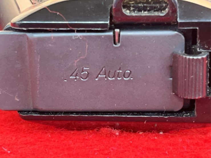 browning-bda-semi-auto-pistol-.45-acp-image-21