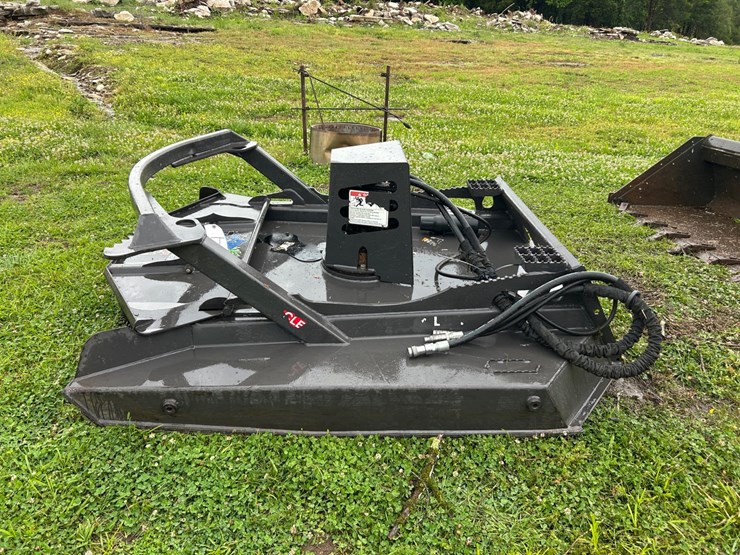 #4-•-paladin-groundshark-72”-extreme-duty-skid-steer-brush-cutter-image-2