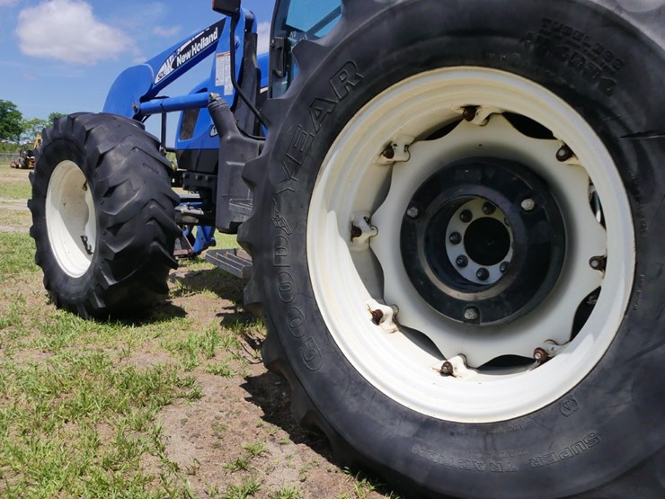 2005-new-holland-tl100a-image-7