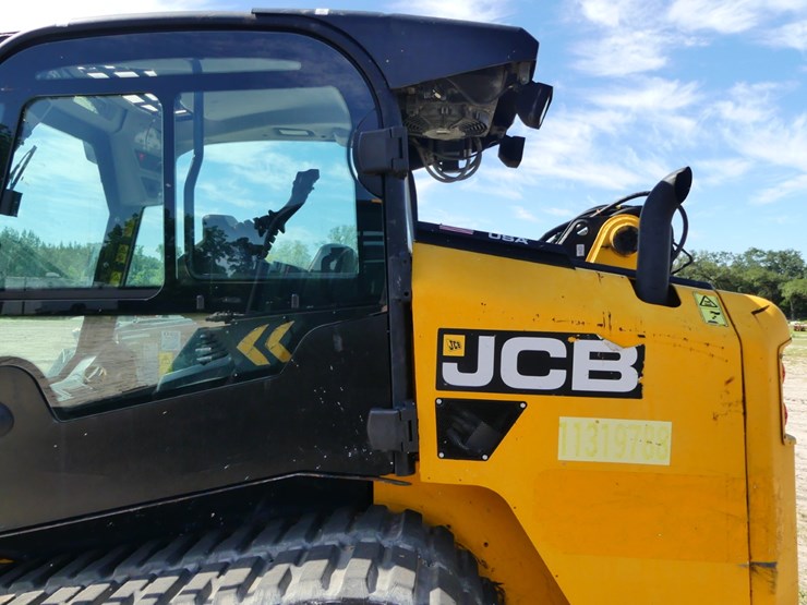 jcb-3ts-8t-image-7
