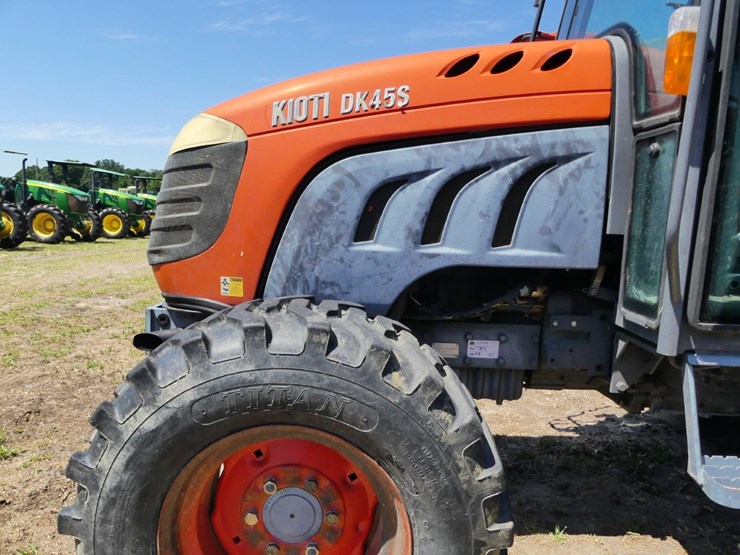 2006-kioti-dk45s-image-8
