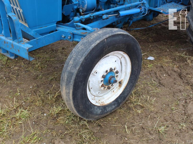 ford-3000-image-5