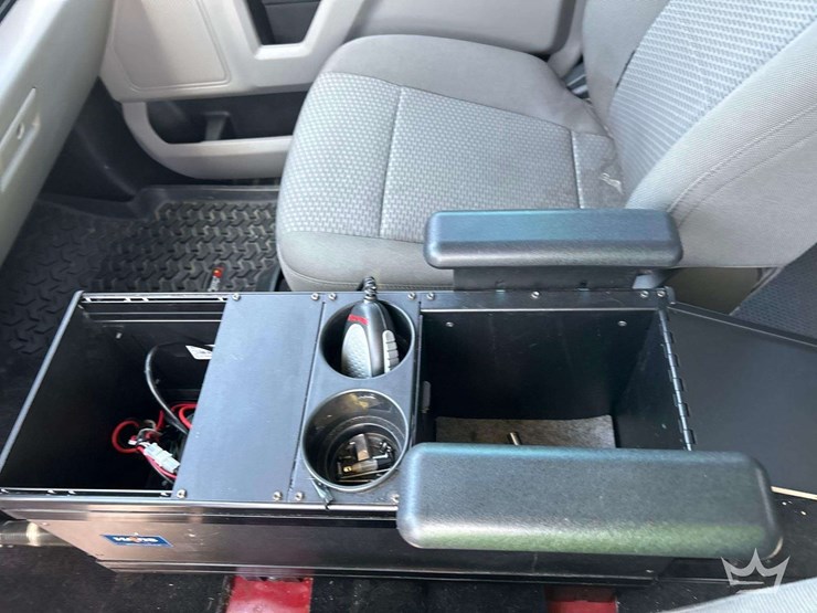 2017-ford-f150-image-17
