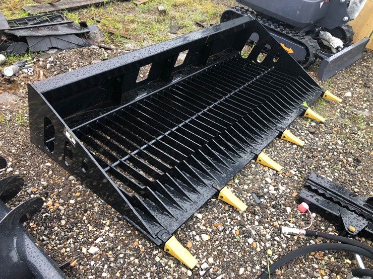 #22-•-84”-skid-steer-rock-bucket-image-1