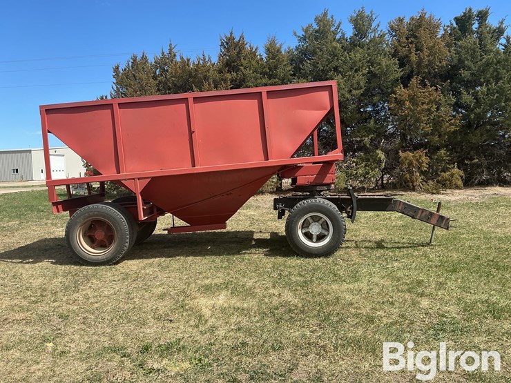 s/a-grain-trailer-w/-5th-wheel-caddy-image-4