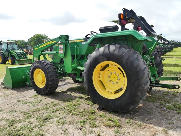 2011-john-deere-5075e-image-4