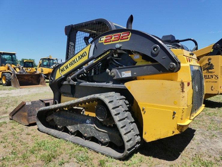 2018-new-holland-c232-image-4