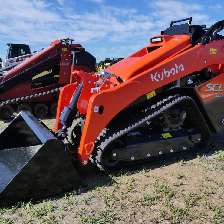 2026 KUBOTA SCL1000