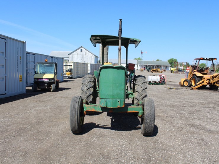 john-deere-301-image-8