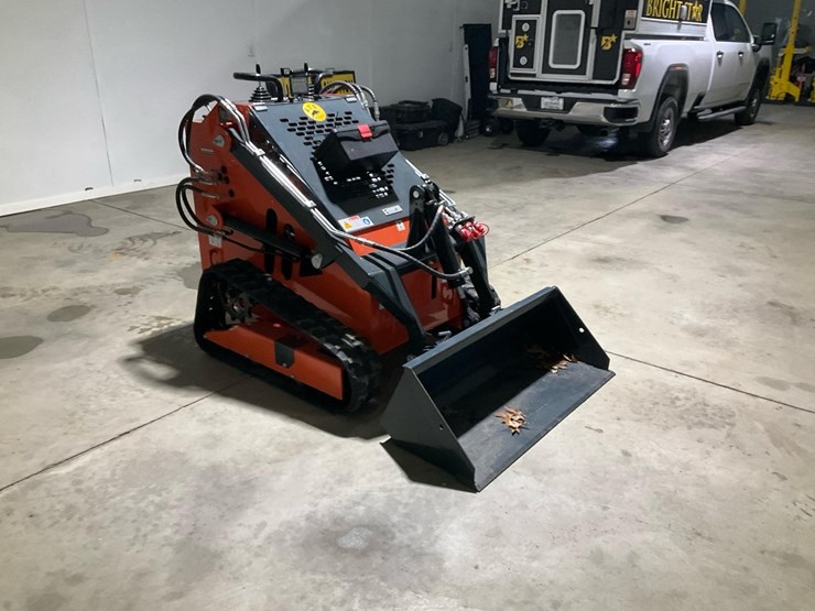 #1004-•-unused-ats-t460-mini-skid-steer-image-4