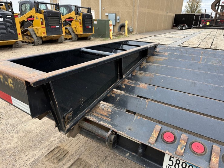 #3909-•-2019-felling-32'-equipment-trailer-image-17
