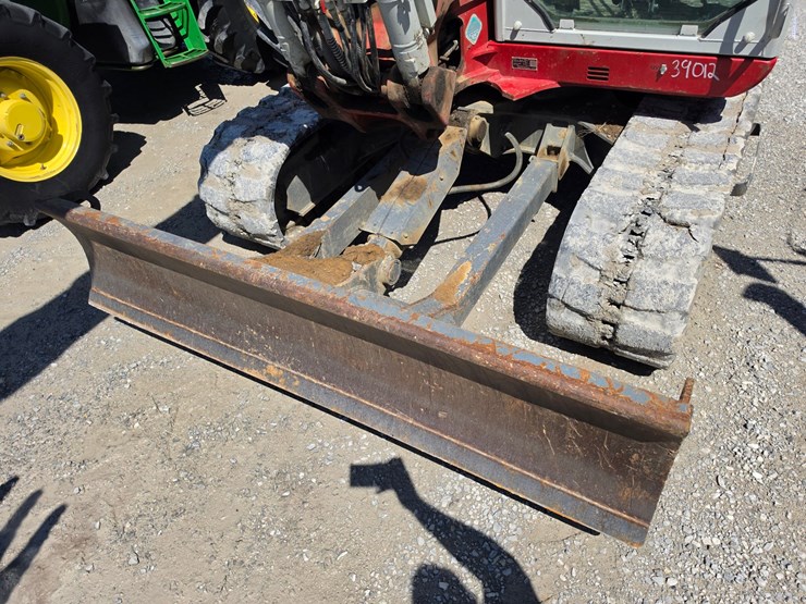 2021-takeuchi-tb290-image-5