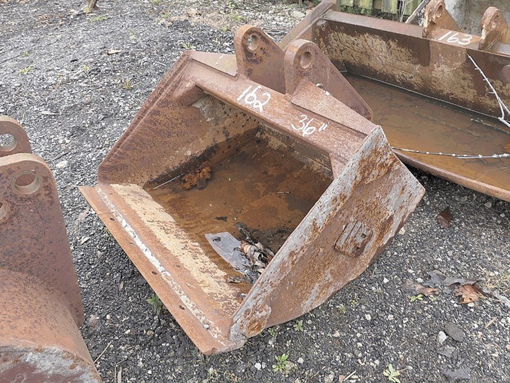 new-holland-36-image-2