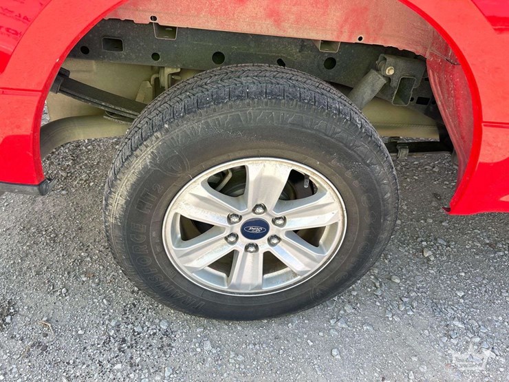 2017-ford-f150-image-26
