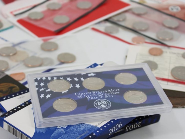 #36134-•-(12)-uncirculated-proof-coin-sets-|-silver,-etc...-image-12