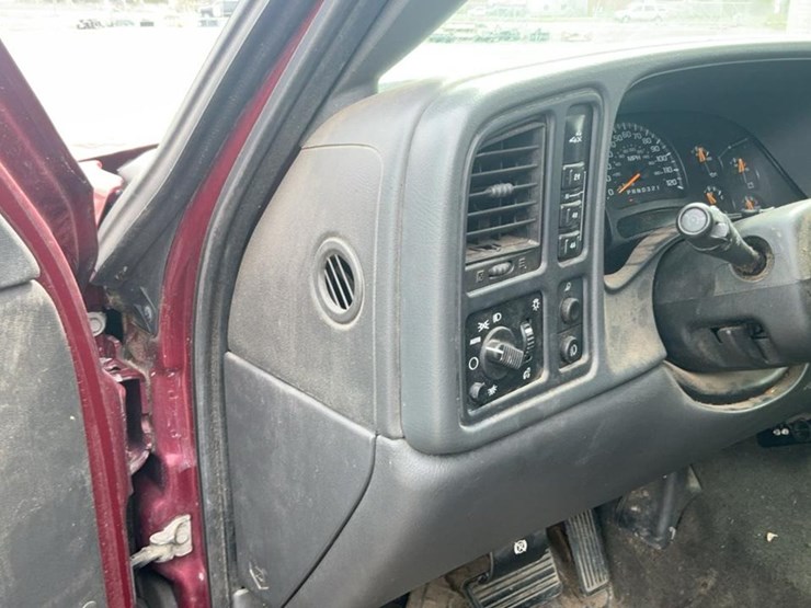 2005-chevrolet-silverado-2500hd-image-42