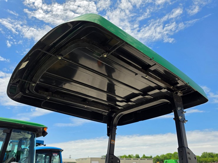 2022-john-deere-5090e-image-16