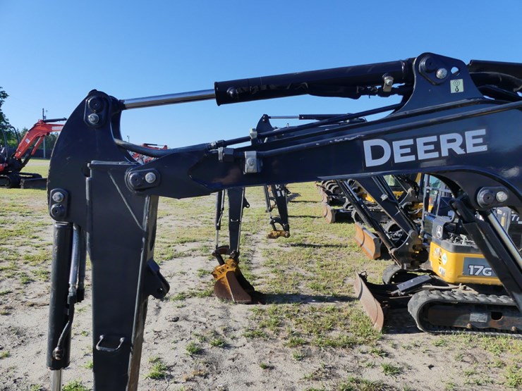 2022-deere-17g-image-7
