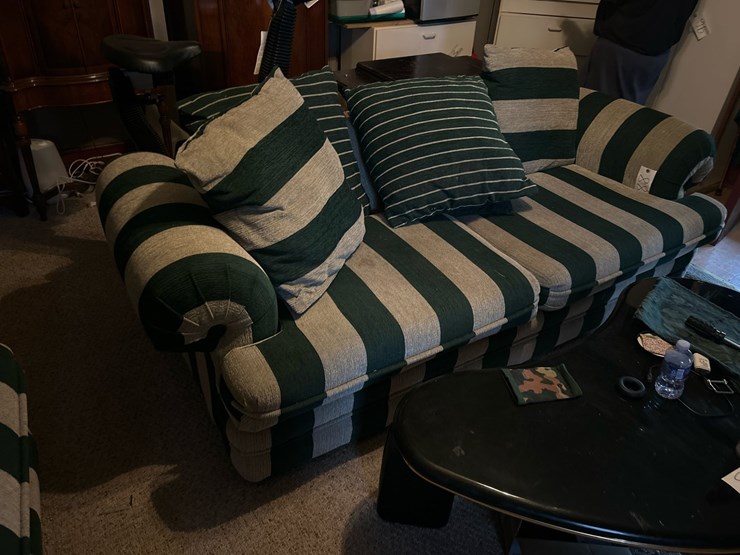 #88-•-sofa-and-matching-chair-image-1