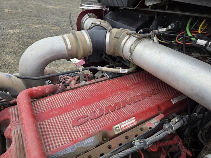 2012-kenworth-t800-image-32