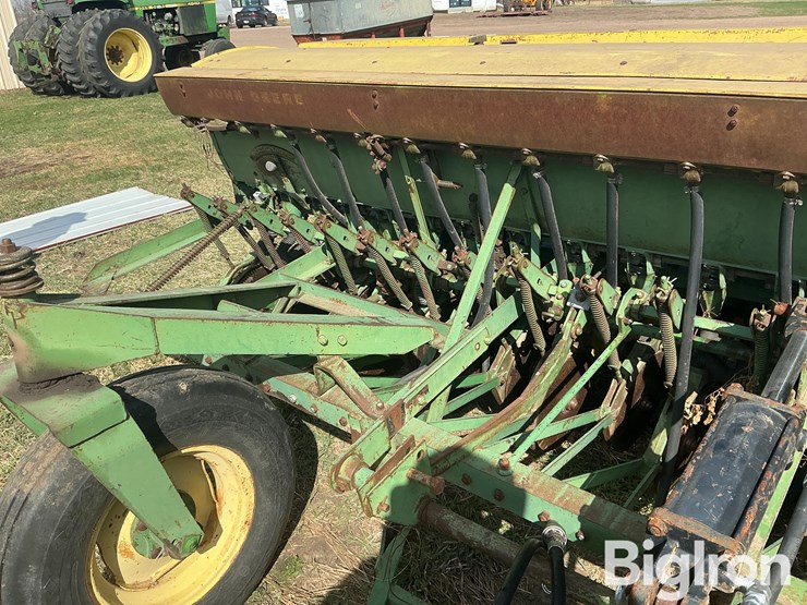 john-deere-model-a-image-17