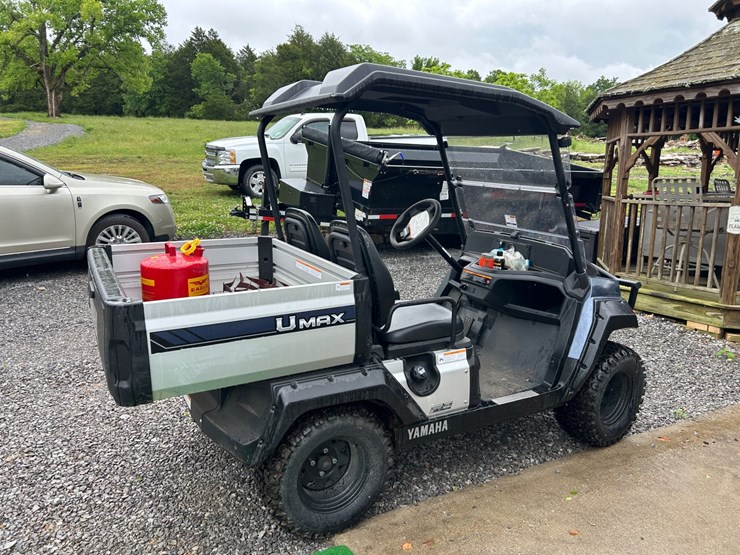#12-•-2024-yamaha-umax-gas-golf-cart-image-6