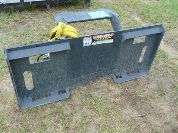 skid-steer-quick-attach-hydraulic-tree-cutter-image-2
