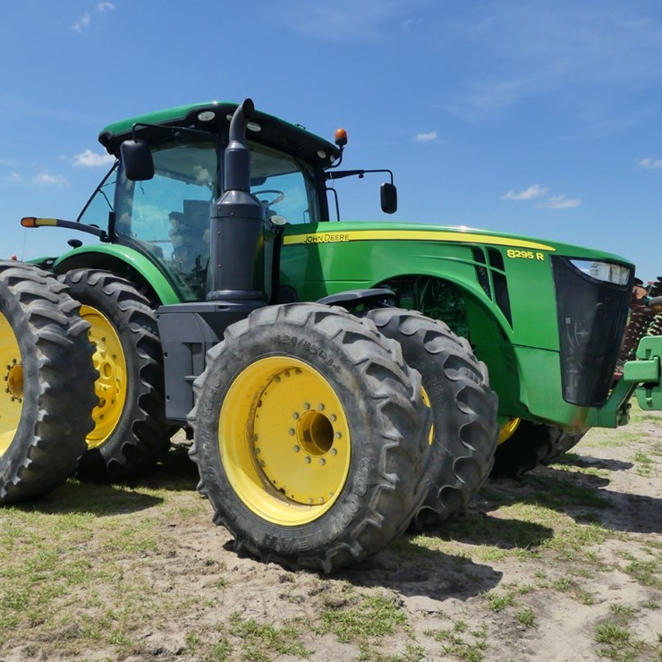 2016 JOHN DEERE 8295R